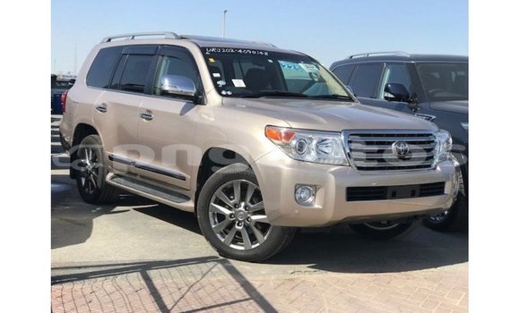 Buy Import Toyota Land Cruiser Other Car in Import - Dubai in Enga Buy Import Toyota Land Cruiser Other Car in Import - Dubai in Enga