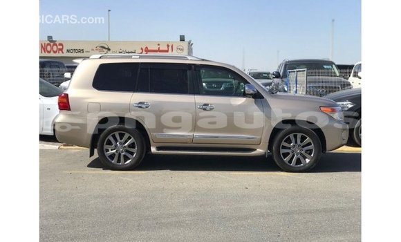 Buy Import Toyota Land Cruiser Other Car in Import - Dubai in Enga Buy Import Toyota Land Cruiser Other Car in Import - Dubai in Enga