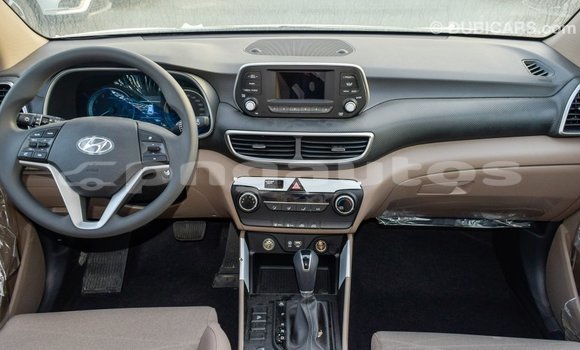 Acheter Import Voiture Hyundai Tucson Blanc à Import - Dubai, Enga Acheter Import Voiture Hyundai Tucson Blanc à Import - Dubai, Enga