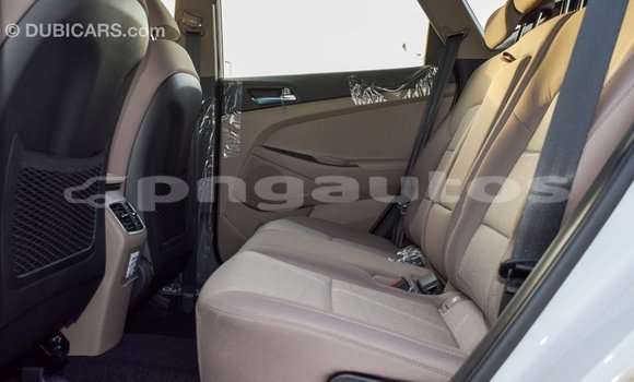 Acheter Import Voiture Hyundai Tucson Blanc à Import - Dubai, Enga Acheter Import Voiture Hyundai Tucson Blanc à Import - Dubai, Enga