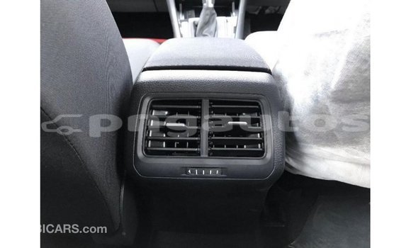 Buy Import Volkswagen Golf White Car in Import - Dubai in Enga Buy Import Volkswagen Golf White Car in Import - Dubai in Enga