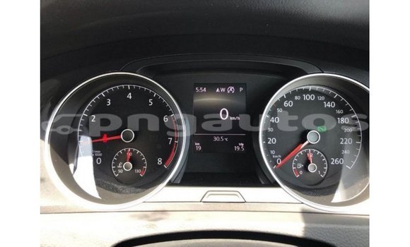 Buy Import Volkswagen Golf White Car in Import - Dubai in Enga Buy Import Volkswagen Golf White Car in Import - Dubai in Enga