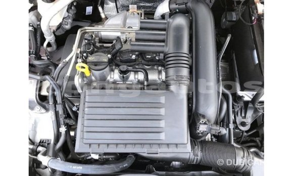 Buy Import Volkswagen Golf White Car in Import - Dubai in Enga Buy Import Volkswagen Golf White Car in Import - Dubai in Enga