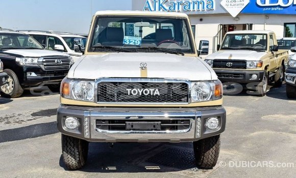 Buy Import Toyota Land Cruiser Beige Car in Import - Dubai in Enga Buy Import Toyota Land Cruiser Beige Car in Import - Dubai in Enga