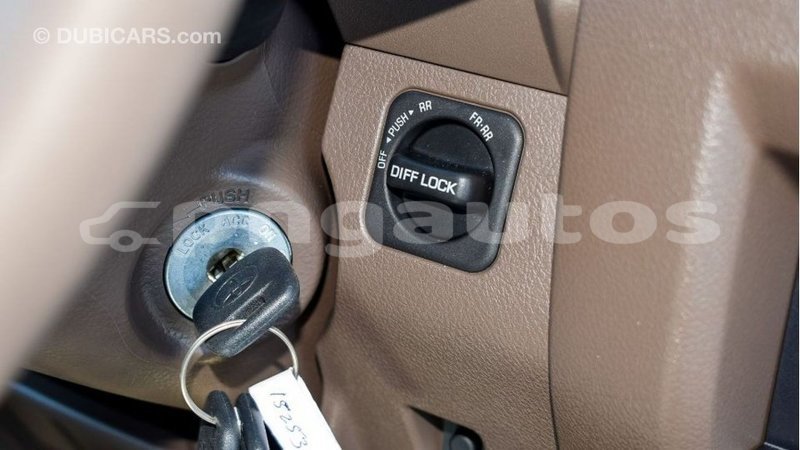 Big with watermark toyota land cruiser enga import dubai 4888