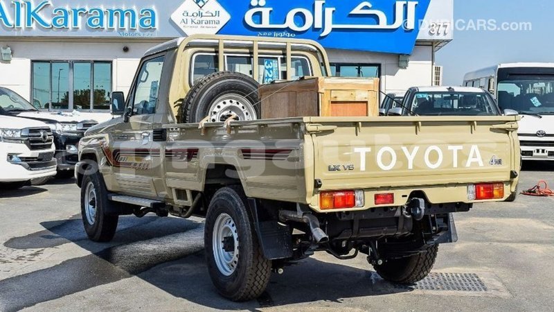 Big with watermark toyota land cruiser enga import dubai 4888