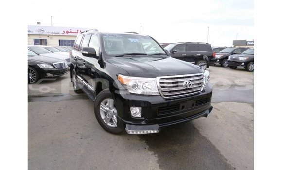 Buy Import Toyota Land Cruiser Black Car in Import - Dubai in Enga Buy Import Toyota Land Cruiser Black Car in Import - Dubai in Enga