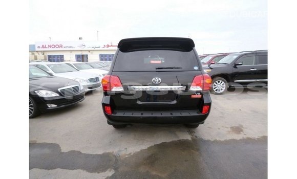 Buy Import Toyota Land Cruiser Black Car in Import - Dubai in Enga Buy Import Toyota Land Cruiser Black Car in Import - Dubai in Enga