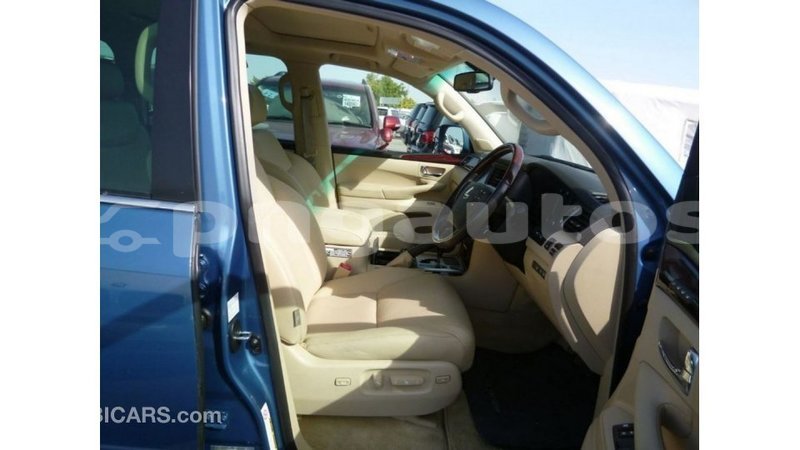 Big with watermark lexus lx enga import dubai 4896