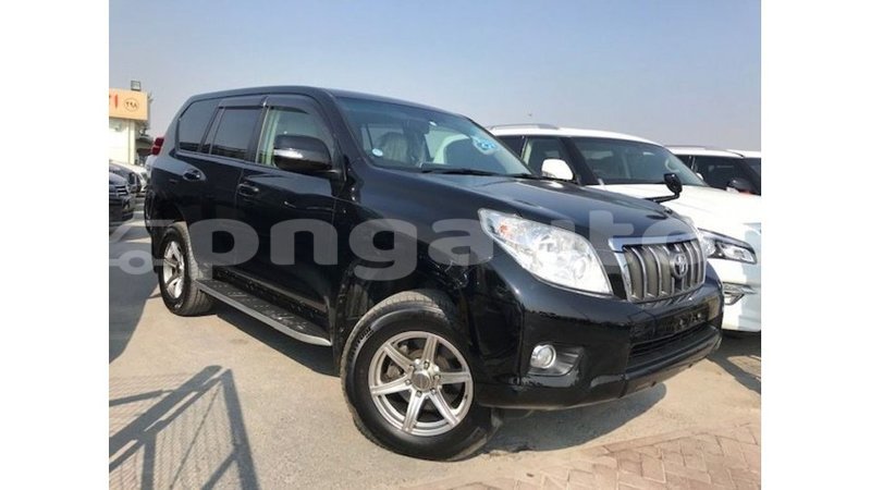 Big with watermark toyota prado enga import dubai 4898