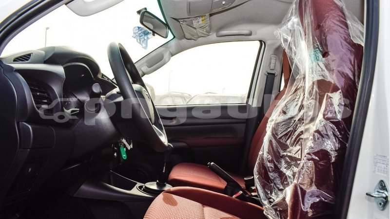 Big with watermark toyota hilux enga import dubai 4900