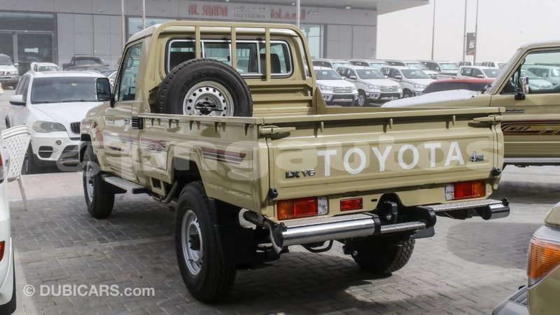 Big with watermark toyota land cruiser enga import dubai 4901