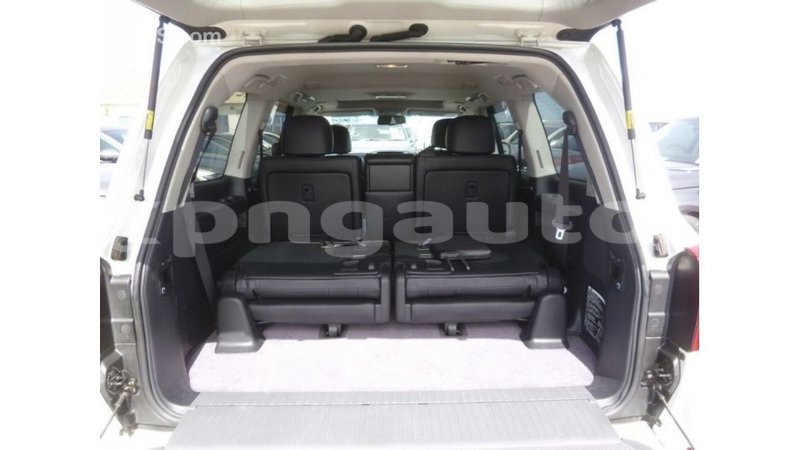 Big with watermark toyota land cruiser enga import dubai 4905