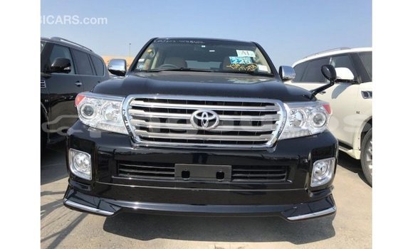 Buy Import Toyota Land Cruiser Black Car in Import - Dubai in Enga Buy Import Toyota Land Cruiser Black Car in Import - Dubai in Enga