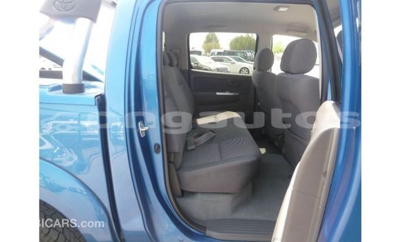 Buy Import Toyota Hilux Blue Car in Import - Dubai in Enga Buy Import Toyota Hilux Blue Car in Import - Dubai in Enga