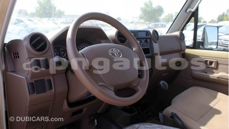 Big with watermark toyota land cruiser enga import dubai 4913