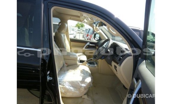 Buy Import Toyota Land Cruiser Black Car in Import - Dubai in Enga Buy Import Toyota Land Cruiser Black Car in Import - Dubai in Enga