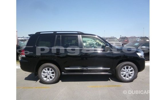 Buy Import Toyota Land Cruiser Black Car in Import - Dubai in Enga Buy Import Toyota Land Cruiser Black Car in Import - Dubai in Enga
