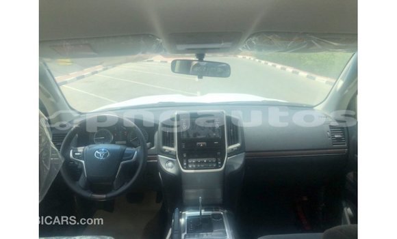 Buy Import Toyota Land Cruiser Other Car in Import - Dubai in Enga Buy Import Toyota Land Cruiser Other Car in Import - Dubai in Enga
