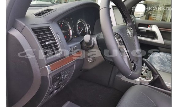 Buy Import Toyota Land Cruiser Black Car in Import - Dubai in Enga Buy Import Toyota Land Cruiser Black Car in Import - Dubai in Enga