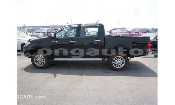 Buy Import Toyota Hilux Black Car in Import - Dubai in Enga Buy Import Toyota Hilux Black Car in Import - Dubai in Enga