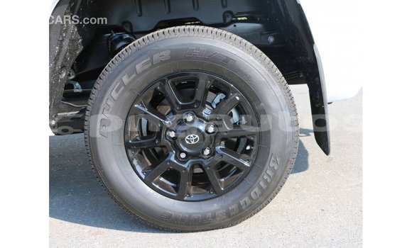 Buy Import Toyota Tundra White Car in Import - Dubai in Enga Buy Import Toyota Tundra White Car in Import - Dubai in Enga