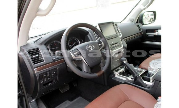 Buy Import Toyota Land Cruiser Black Car in Import - Dubai in Enga Buy Import Toyota Land Cruiser Black Car in Import - Dubai in Enga