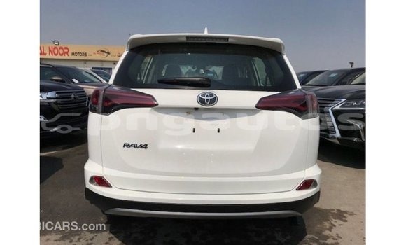 Buy Import Toyota 4Runner White Car in Import - Dubai in Enga Buy Import Toyota 4Runner White Car in Import - Dubai in Enga