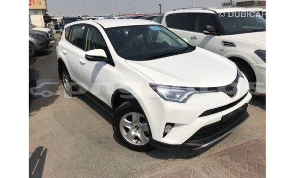 Buy Import Toyota 4Runner White Car in Import - Dubai in Enga Buy Import Toyota 4Runner White Car in Import - Dubai in Enga