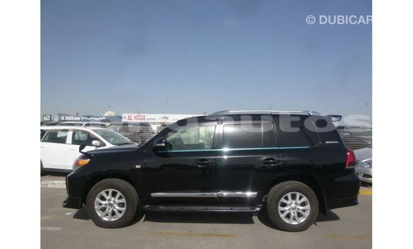 Buy Import Toyota Land Cruiser Black Car in Import - Dubai in Enga Buy Import Toyota Land Cruiser Black Car in Import - Dubai in Enga