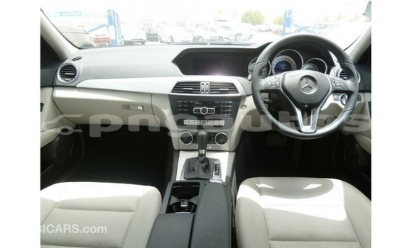 Buy Import Mercedes-Benz 190 Black Car in Import - Dubai in Enga Buy Import Mercedes-Benz 190 Black Car in Import - Dubai in Enga