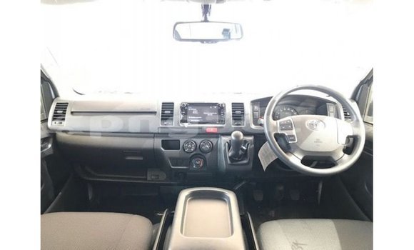 Buy Import Toyota Hiace White Car in Import - Dubai in Enga Buy Import Toyota Hiace White Car in Import - Dubai in Enga