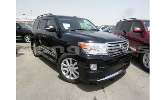Buy Import Toyota Land Cruiser Black Car in Import - Dubai in Enga Buy Import Toyota Land Cruiser Black Car in Import - Dubai in Enga