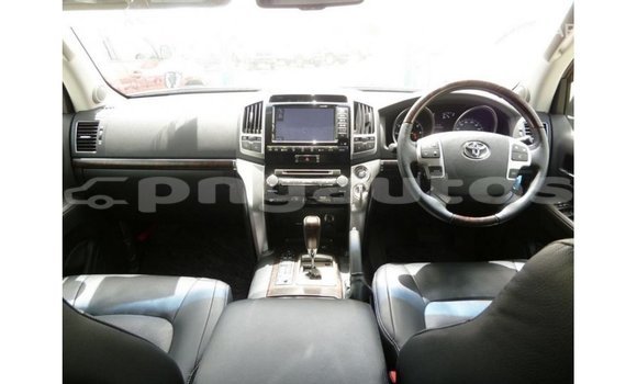 Buy Import Toyota Land Cruiser Black Car in Import - Dubai in Enga Buy Import Toyota Land Cruiser Black Car in Import - Dubai in Enga