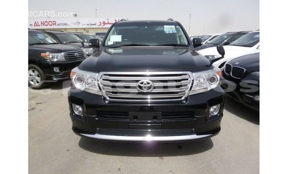 Buy Import Toyota Land Cruiser Black Car in Import - Dubai in Enga Buy Import Toyota Land Cruiser Black Car in Import - Dubai in Enga