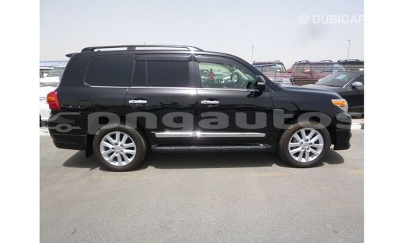 Buy Import Toyota Land Cruiser Black Car in Import - Dubai in Enga Buy Import Toyota Land Cruiser Black Car in Import - Dubai in Enga