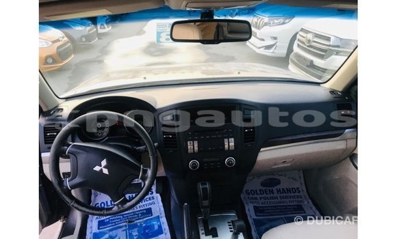Buy Import Mitsubishi Pajero Brown Car in Import - Dubai in Enga Buy Import Mitsubishi Pajero Brown Car in Import - Dubai in Enga