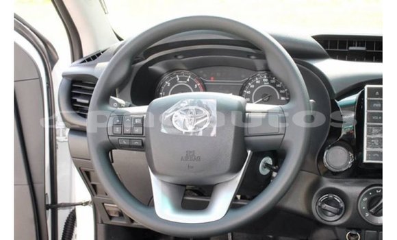 Buy Import Toyota Hilux White Car in Import - Dubai in Enga Buy Import Toyota Hilux White Car in Import - Dubai in Enga