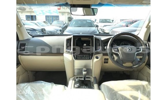 Buy Import Toyota Land Cruiser Black Car in Import - Dubai in Enga Buy Import Toyota Land Cruiser Black Car in Import - Dubai in Enga