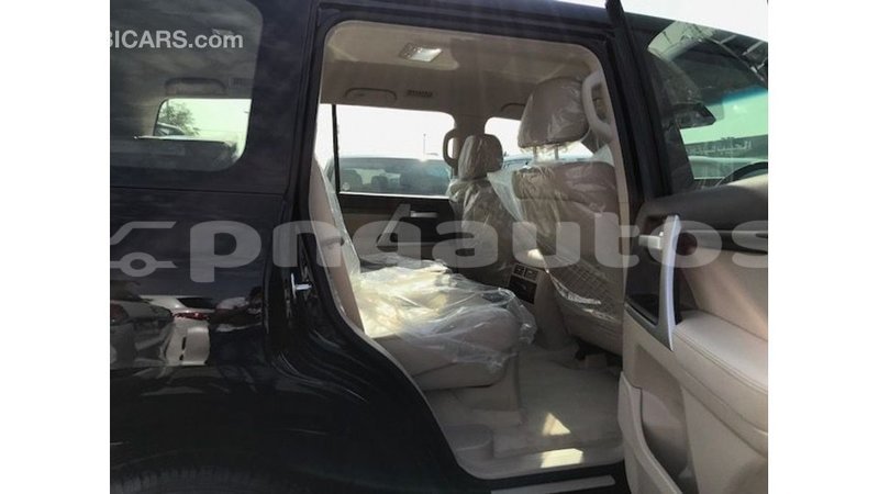 Big with watermark toyota land cruiser enga import dubai 4948