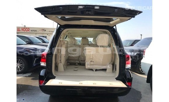 Buy Import Toyota Land Cruiser Black Car in Import - Dubai in Enga Buy Import Toyota Land Cruiser Black Car in Import - Dubai in Enga