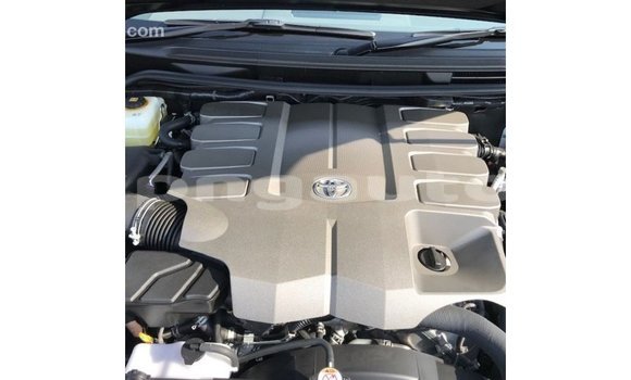 Buy Import Toyota Land Cruiser Black Car in Import - Dubai in Enga Buy Import Toyota Land Cruiser Black Car in Import - Dubai in Enga