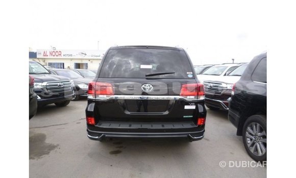 Buy Import Toyota Land Cruiser Black Car in Import - Dubai in Enga Buy Import Toyota Land Cruiser Black Car in Import - Dubai in Enga