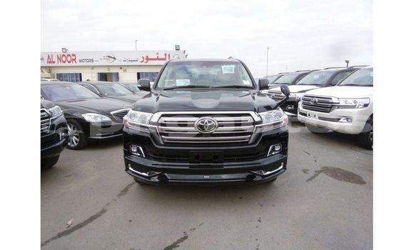 Buy Import Toyota Land Cruiser Black Car in Import - Dubai in Enga Buy Import Toyota Land Cruiser Black Car in Import - Dubai in Enga