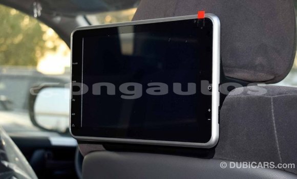 Buy Import Toyota Land Cruiser White Car in Import - Dubai in Enga Buy Import Toyota Land Cruiser White Car in Import - Dubai in Enga