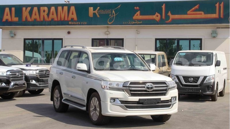 Big with watermark toyota land cruiser enga import dubai 4954