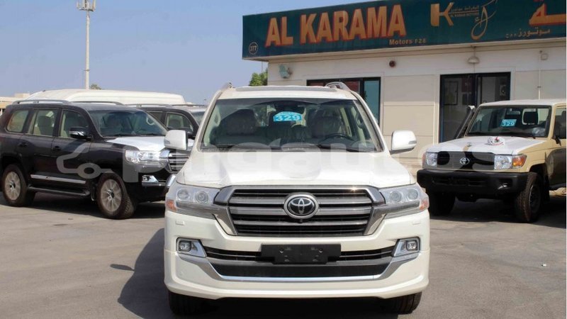 Big with watermark toyota land cruiser enga import dubai 4954