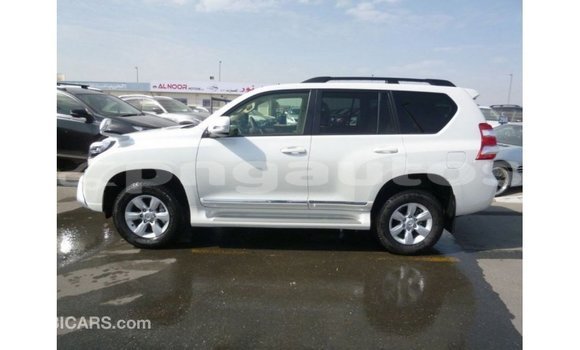 Buy Import Toyota Prado White Car in Import - Dubai in Enga Buy Import Toyota Prado White Car in Import - Dubai in Enga
