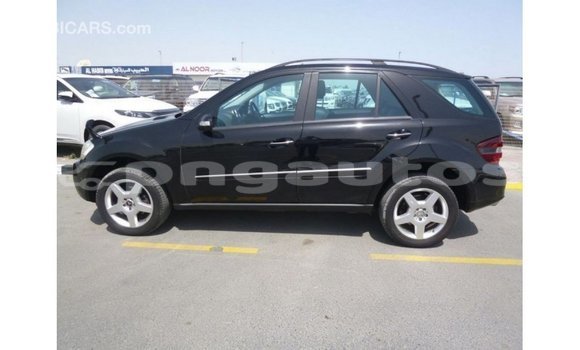 Buy Import Mercedes-Benz 190 Black Car in Import - Dubai in Enga Buy Import Mercedes-Benz 190 Black Car in Import - Dubai in Enga