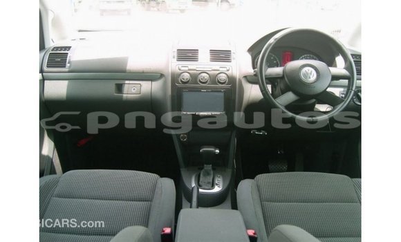 Buy Import Volkswagen Touran Other Car in Import - Dubai in Enga Buy Import Volkswagen Touran Other Car in Import - Dubai in Enga
